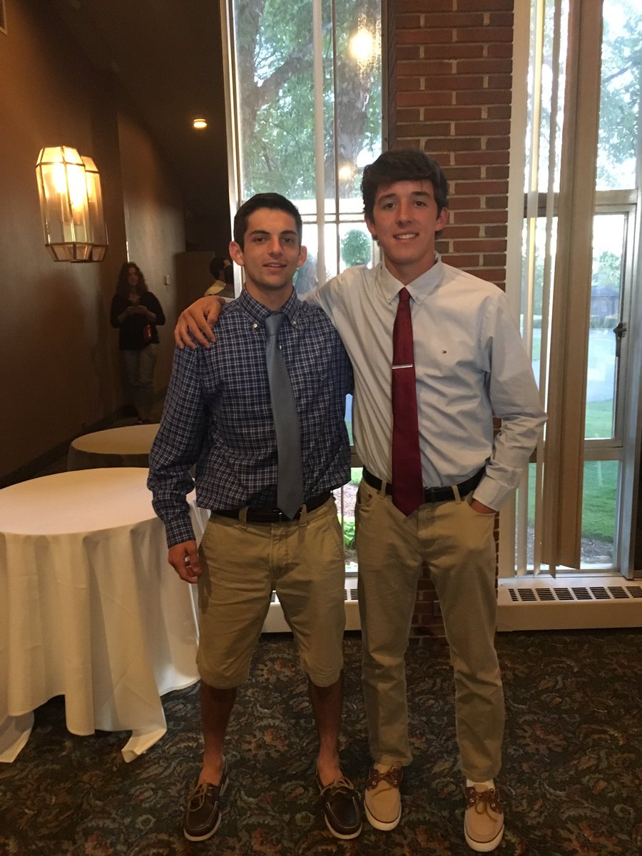 Mikeyurban4's tweet photo. Happy birthday bro hugeeeee work day today @Josephconnn #NotDoppler #ShoulderGuy #Schwenn https://t.co/sWQeTOWYud