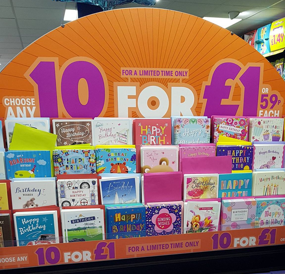 Get prepped for those 2018 birthdays with 10 cards for £1 at Card Factory! 🎉 🎈🤓