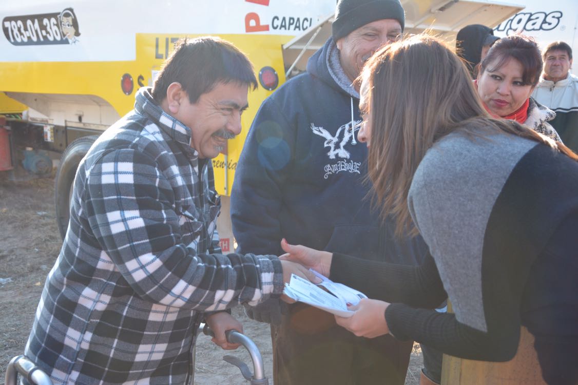 Seguiré apoyando a mi gente con el programa "Te Tiendo Mi Mano" , hoy en la colonia Altamira. #HagamosHistoria #100AccionesEn10Días