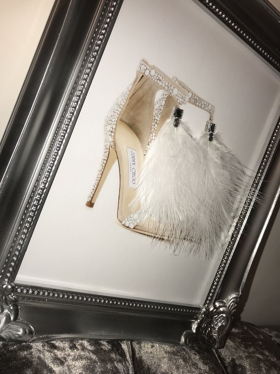 beau_lovelyxx's tweet photo. Jimmy Choo Inspired 3D Frame 🖤 DM To Order 🖤 Trusted Seller 🖤 PayPal Accepted 🖤 All Items Sent Recorded Delivery https://t.co/ouedhKRrpq
