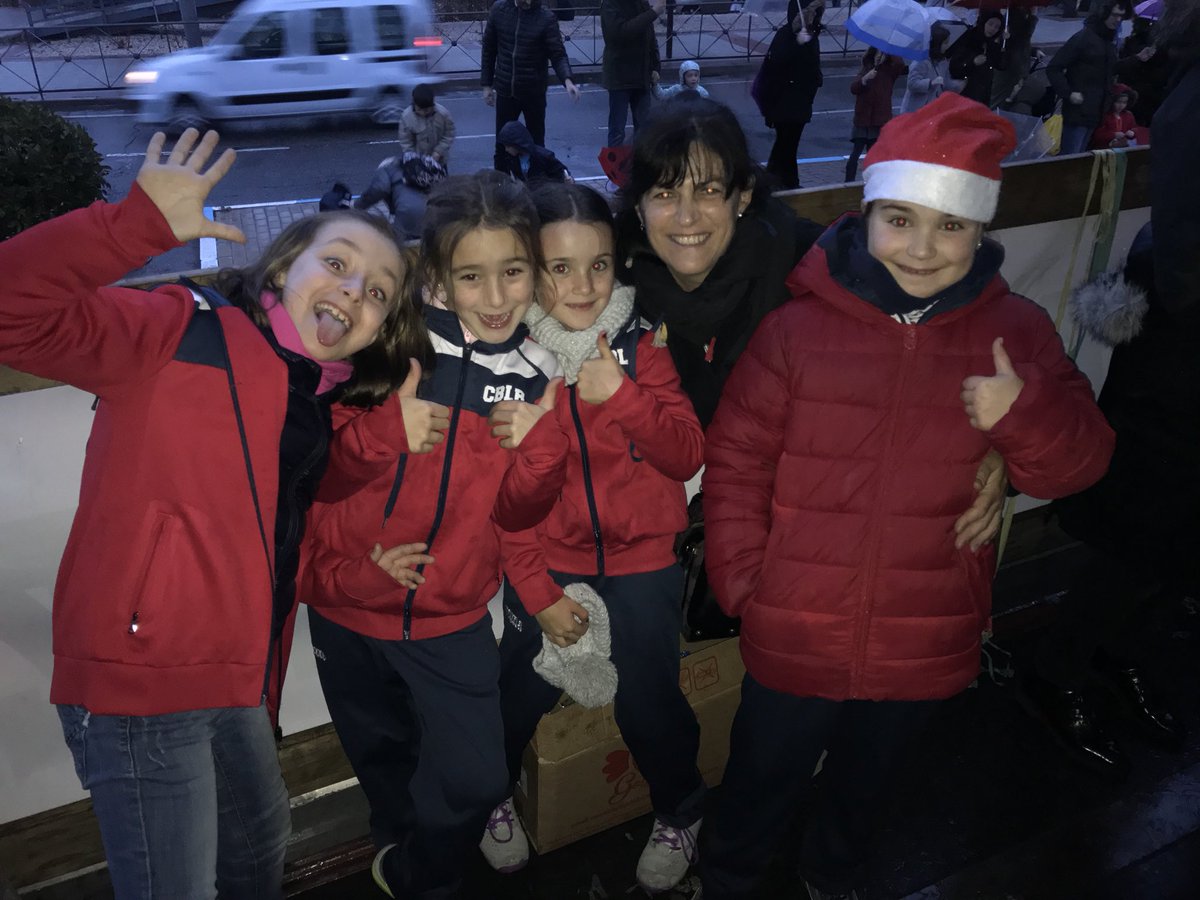 Feliz día de Reyes desde Las Rozas! <a href="/cblasrozas/">CB Las Rozas</a> , <a href="/Ayto_Las_Rozas/">Ayuntamiento de Las Rozas</a>