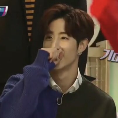 lowqualitytuan's tweet photo. https://t.co/RtpbRlbfVe