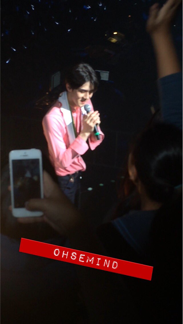 ohsemindd's tweet photo. รีวิวบัตร 6000 แถว C ค่ะ ใกล้มาก ใกล้จนแบบอินี่นั่งปุ้ปร้องไห้เลย ไม่นึกว่าจะใกล้ขนาดนี้ 😂😂😂 #ElyXioninBKK https://t.co/gyLYz2AtAb