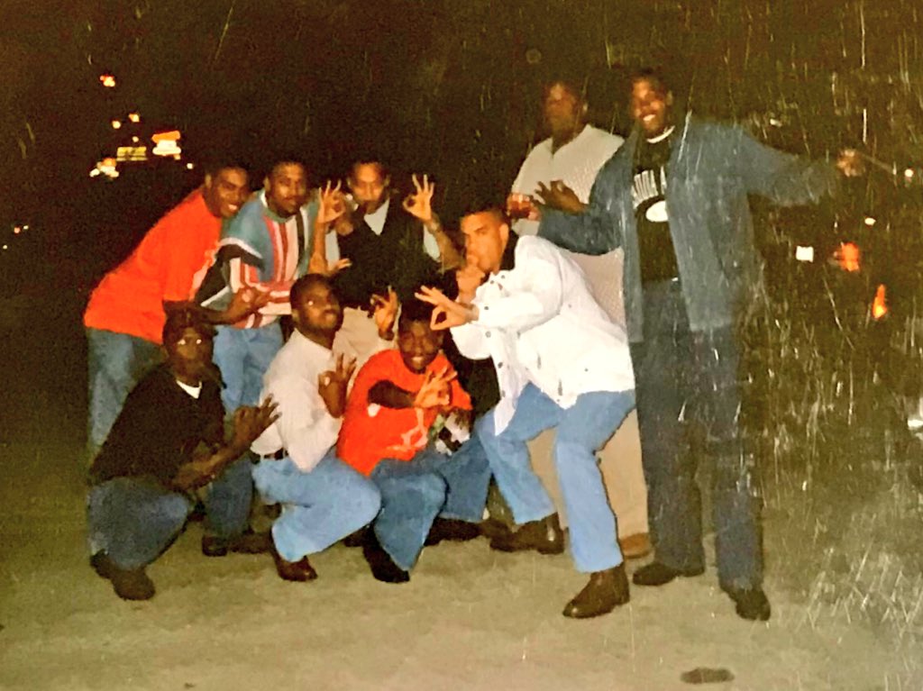 BootsandSuits's tweet photo. @kapsi1911 Happy Founders’ Day Nupes!!! #Yo #6Klub #BetaUpsilon #Spr96 RIP JHarper. We miss you. 👌🏾 https://t.co/3aF6R7CW4b