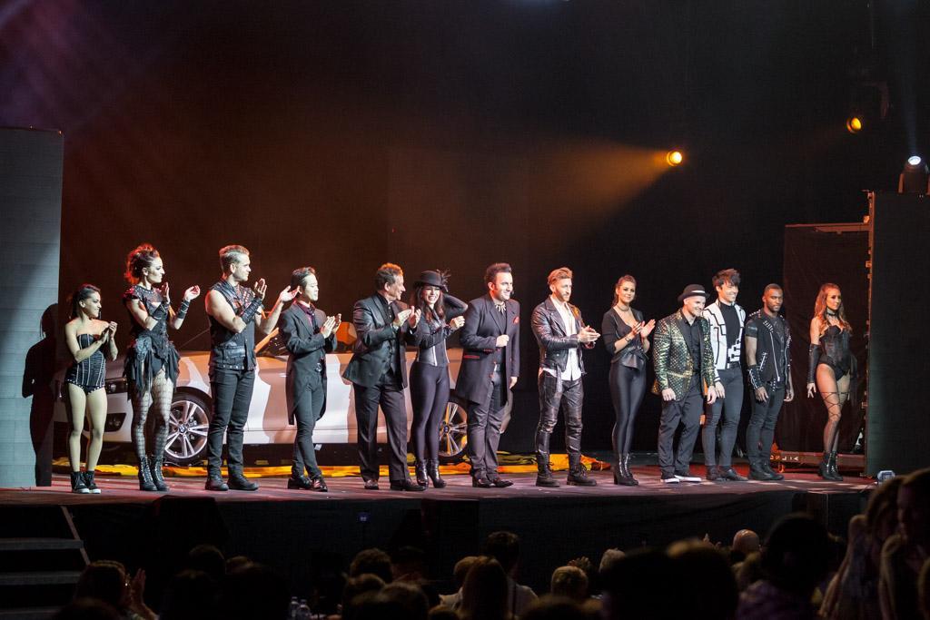 EntertainPalace's tweet photo. ¡Gracias The Illusionists 2.0 por sorprendernos con sus increíbles actos en #MoonPalaceArena! ✨
¿Los conociste? ¡Comparte tus fotos! 📸😀
@MediaBarba @ElliotZimet @Jingerlesnaps @CharlieMag 

#TheIllusionistsCancun https://t.co/AwWOWPk0Xy