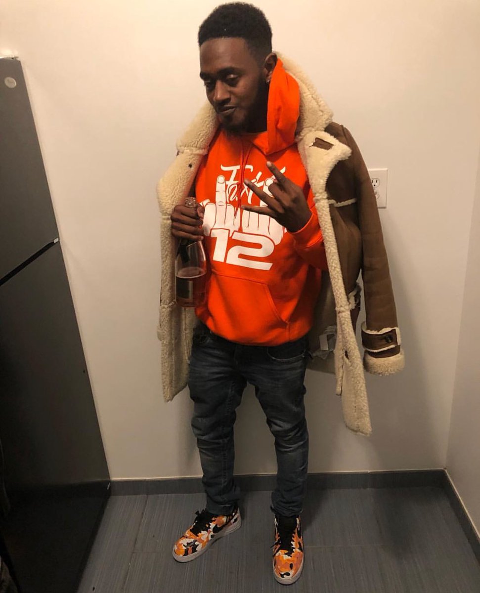 FreeBanksBlack's tweet photo. 🖕🏾12 https://t.co/QUcGWaOfOz