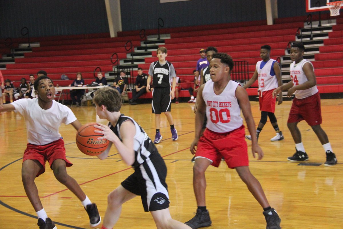 MLK_Hoops's tweet photo. That's one thing you learn in sports. You don't give up; you fight to the finish. - Louis Zamperini  https://t.co/thy3kTg7SH https://t.co/ragodrCs8S