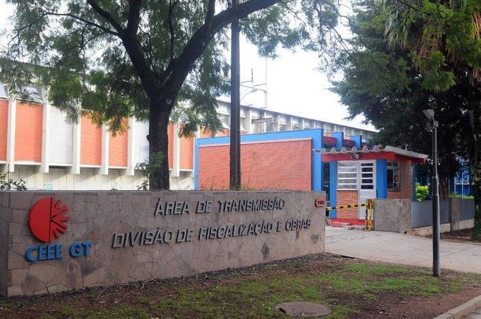 correio_dopovo_'s tweet photo. Após ação judicial, OAB divulga estudo que admite reajuste máximo de 14% nas contas da CEEE
https://t.co/JLTcHbbxI7 https://t.co/BNR3UxhxjL