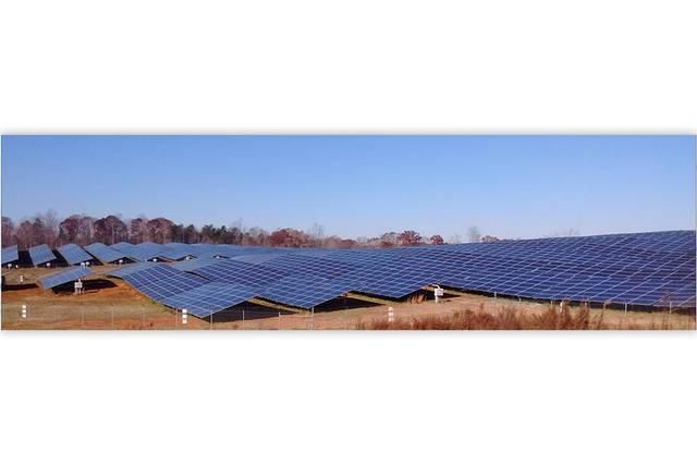 LandLease's tweet photo. Harvesting Sunlight: Solar farms, the wave of the future? #landlease #solarfarm
https://t.co/gPcqefQFun https://t.co/GRkPX0oBNa