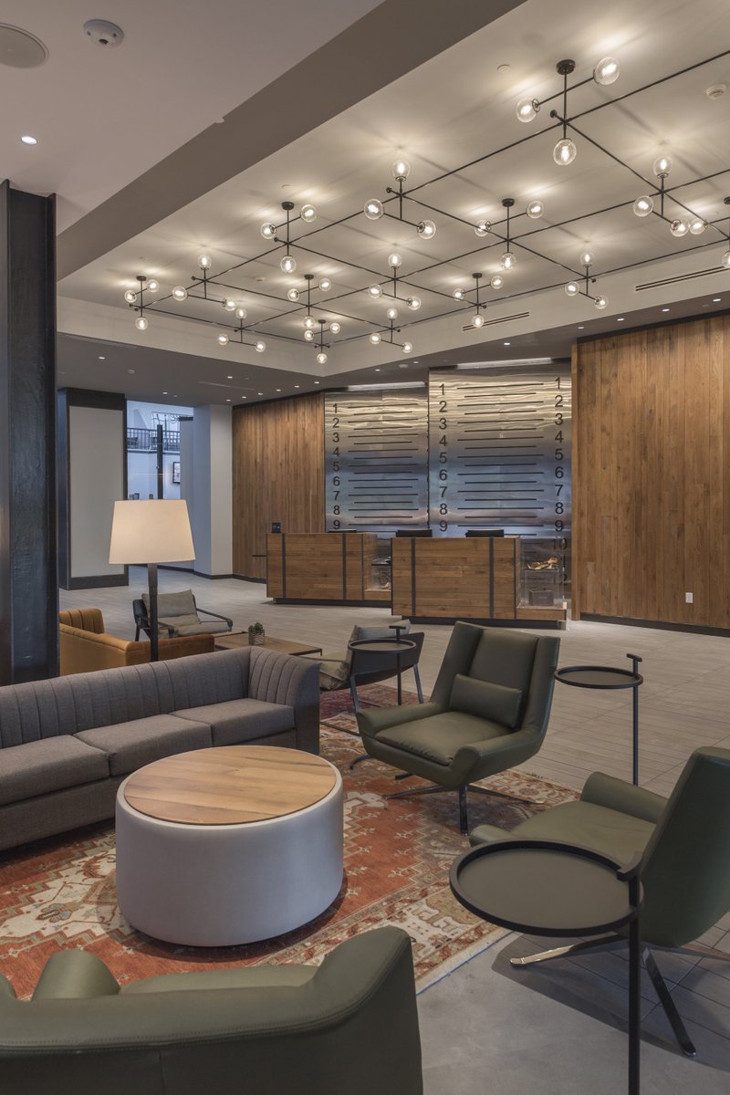 HiltonWoburnBOS's tweet photo. YOU’RE INVITED: Come see our new look after $16 million renovations and receive an extra 5k #HiltonHonors points. Use PGBON1 when booking 3-nights or more now through June 30. https://t.co/nPRhOZd5AG  #traveldeal #boston https://t.co/GWJSkItOeC