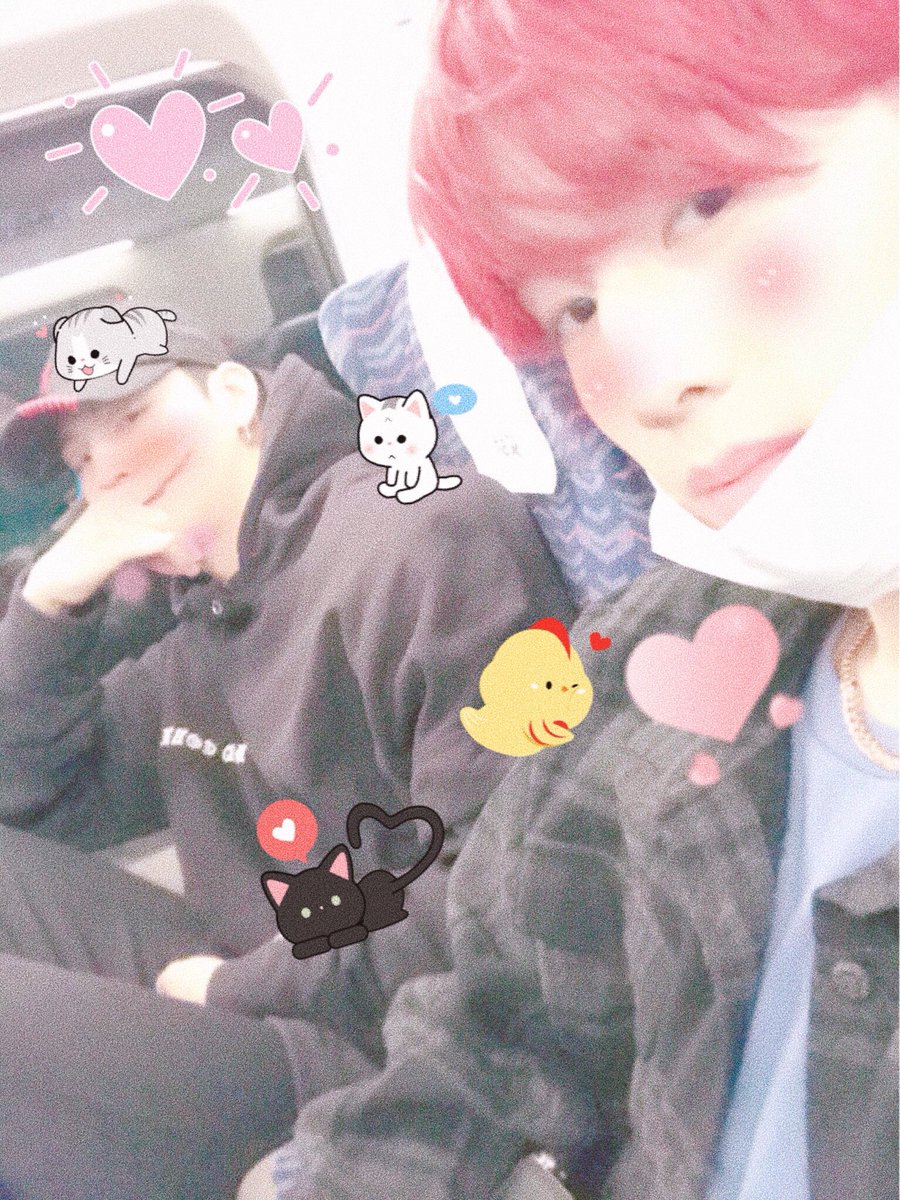 softbotmark's tweet image. ˗ˏˋ #마크 #재범 ˎˊ˗ | #mark #jaebum #ChicAndSexyJBDay ↫ happy birthday to the best leader we could ever ask for please have fun celebrating today 💝💖