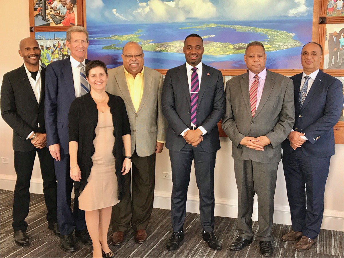 BermudaPremier's tweet photo. Meeting with the Bermuda First team, led by Phil Butterfield to discuss immigration issues pertinent to #Bermuda. #workingtogether #BermudaFirst https://t.co/K99QLoGjVf