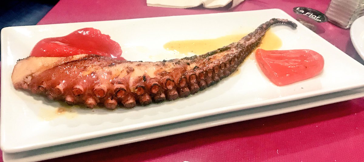 No esperes a venir a probar esta delicia🐙, se te hará la boca agua🤤
Ausias March 18