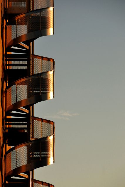 GallivanteDsgn's tweet photo. Spiral staircase #spiral #upanddown https://t.co/SMX4sQgUJL https://t.co/Eq5q3QzKGP
