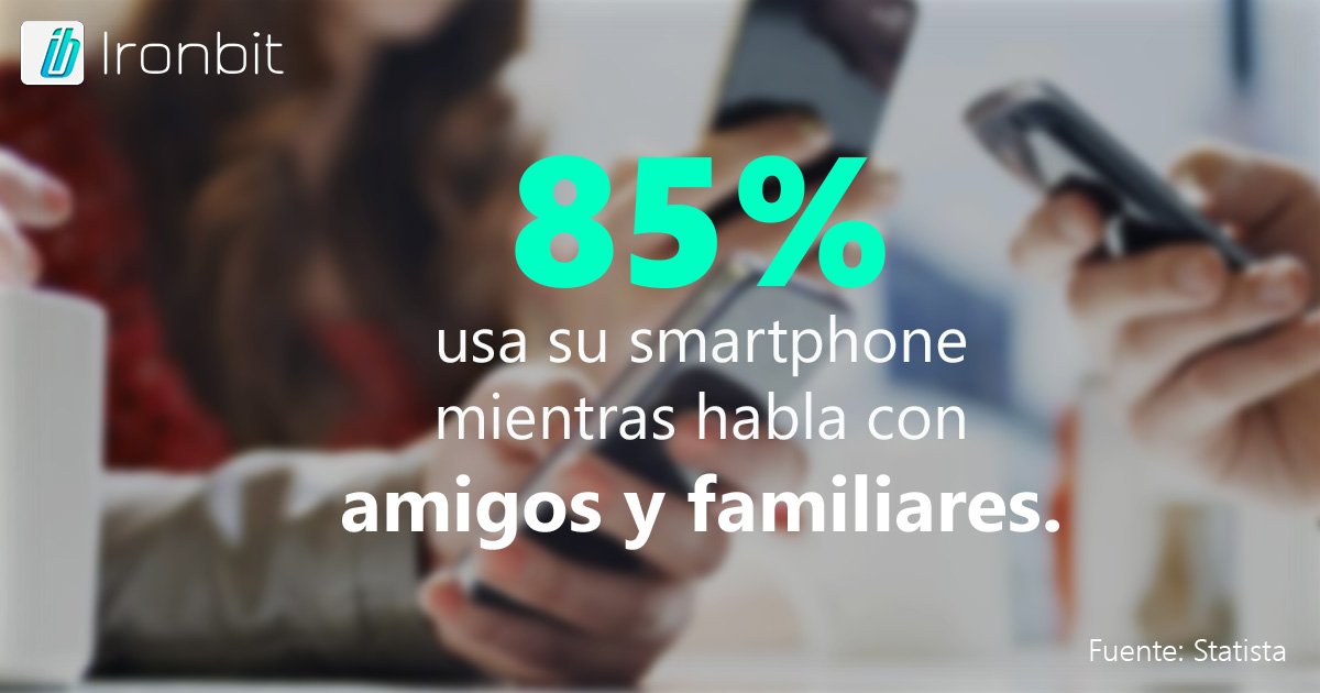 Separarse del #smartphone es cada vez más complicado, hay gente que incluso no se puede desprender aunque esté platicando con alguien en persona