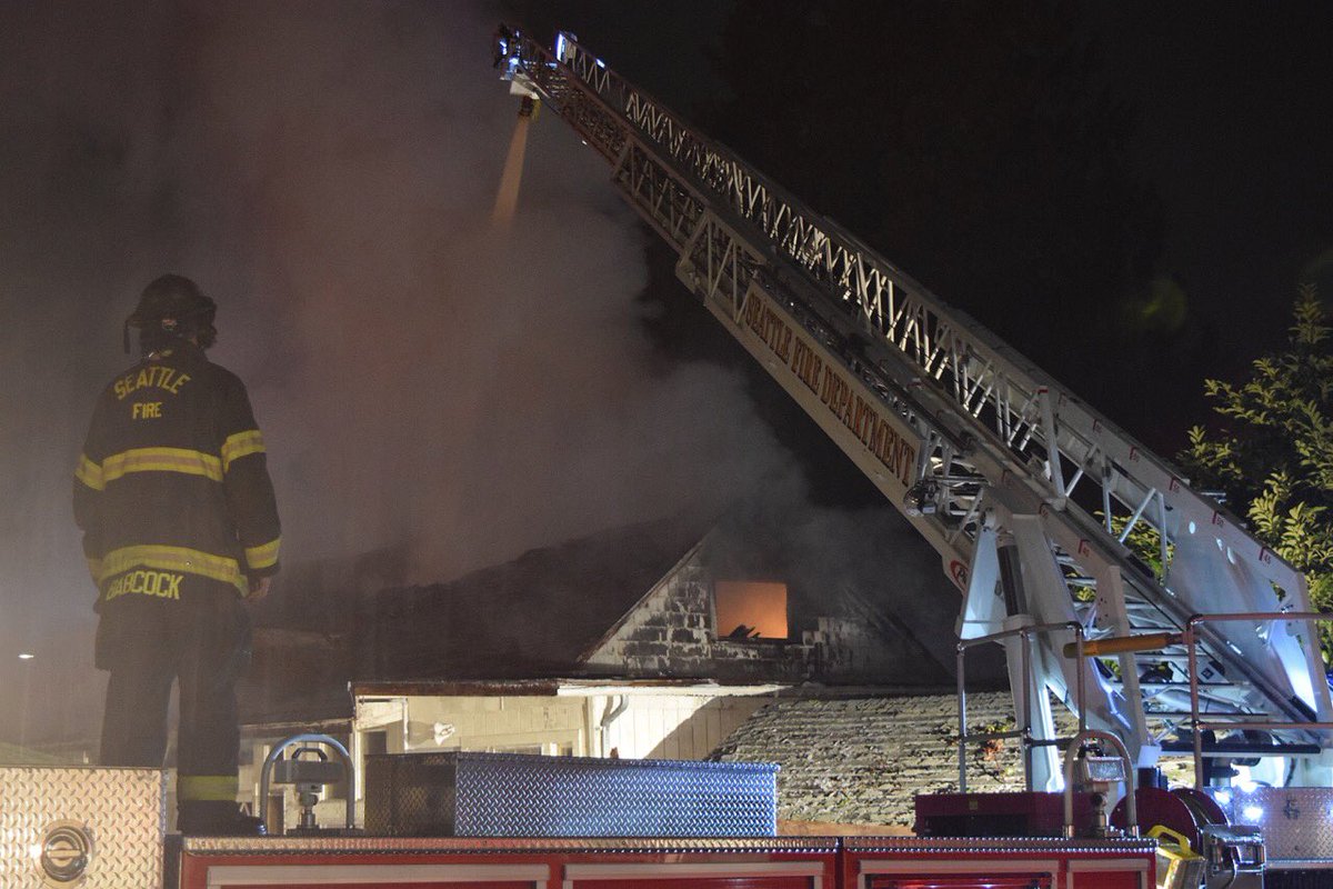 FireSeattle tweet picture