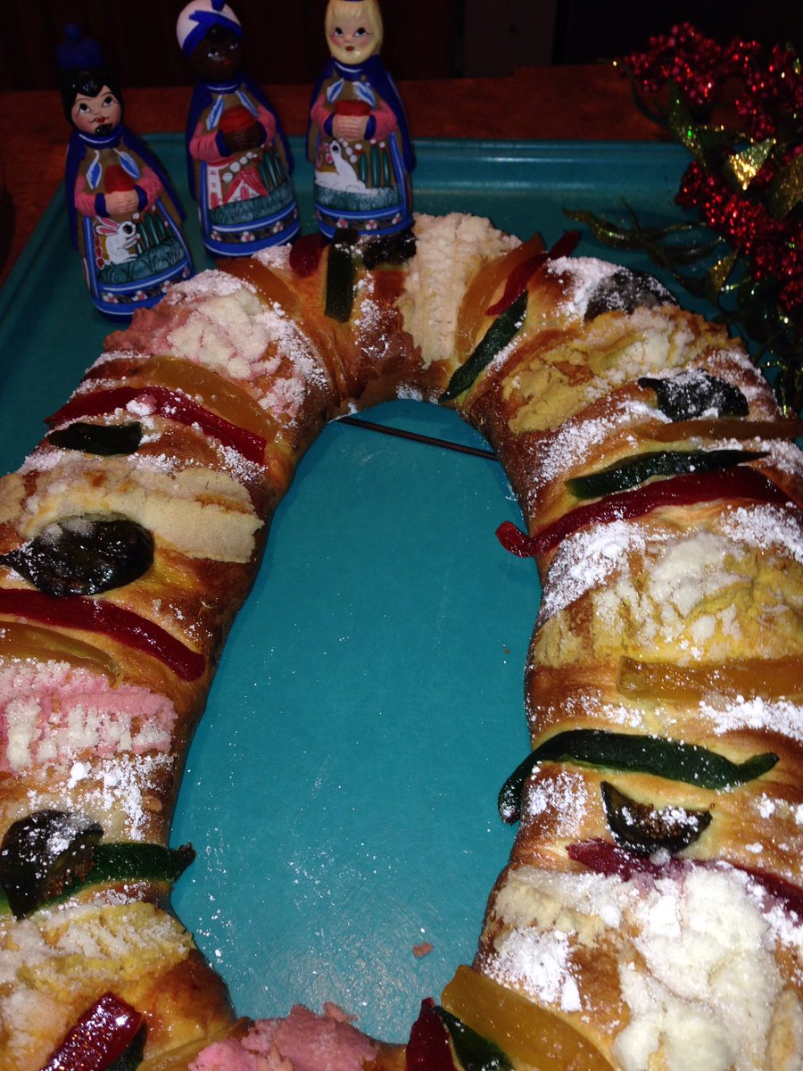 El Burrito Mercado Roscadereyes Mexican Traditions Three Kings Bread If You Get The Baby Jesus Figurine You Host A Party Feb 2 Candlemas T Co Swcsakeoqx El Burrito Mercado Roscadereyes Mexican Traditions Three Kings Bread If You Get The Baby Jesus Figurine You Host A Party Feb 2 Candlemas T Co Swcsakeoqx
