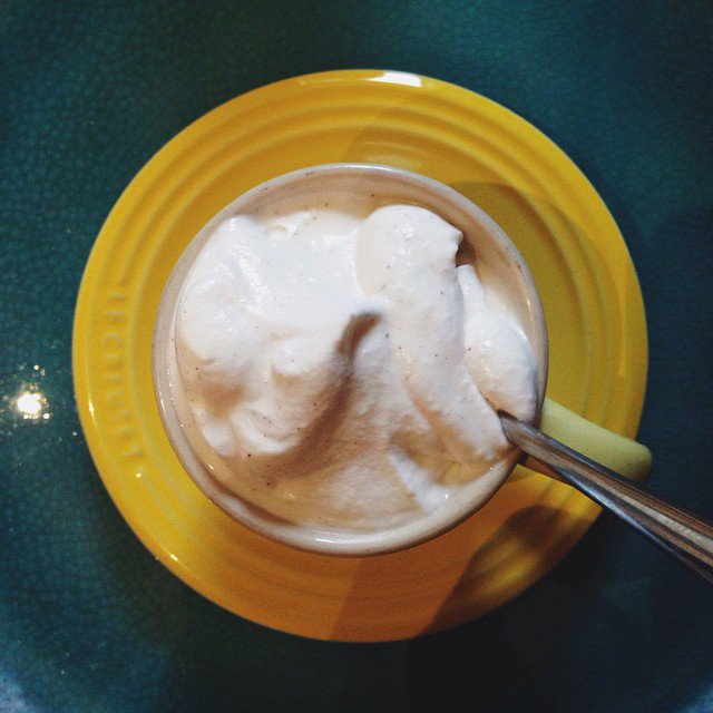 Canada's tweet image. Maple Whipped Cream: Whip ½ cup heavy whipping cream with 1 tbsp maple syrup. It may go against your New Year’s resolution but... it’s Friday! Plus it happens to be #WhippedCreamDay, so you’ve got to celebrate, right? 🤷‍♀️📷fikakensington/IG