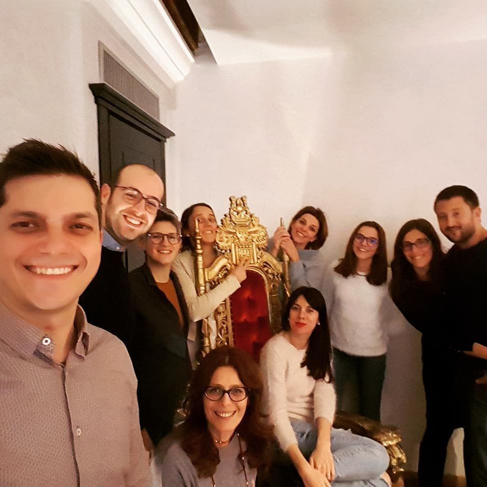 ubriJaco's tweet photo. Queen Berta & friends 🕎 👑 🍹
#friendswillbefriends #buonAnna #COACHELLA2018 #OnceUponAntigua #ItTakes2ToYasur #batmat #robin #iphone8sfocato https://t.co/UzLBj47w9v #InstaTweet https://t.co/gSCJCM7wNP
