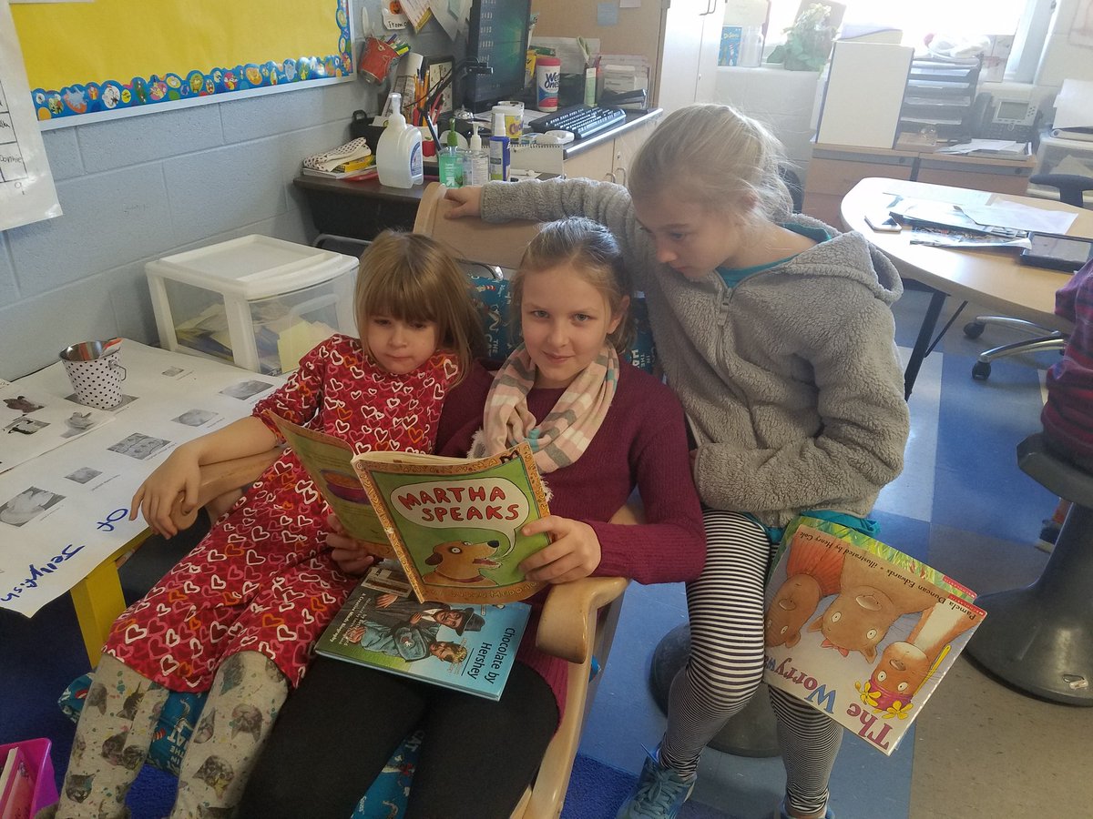 mariemontelem's tweet photo. Another awesome day of learning and fun here at ME! @MariemontSchool #fridayLearningfun https://t.co/NNnh8wzk08