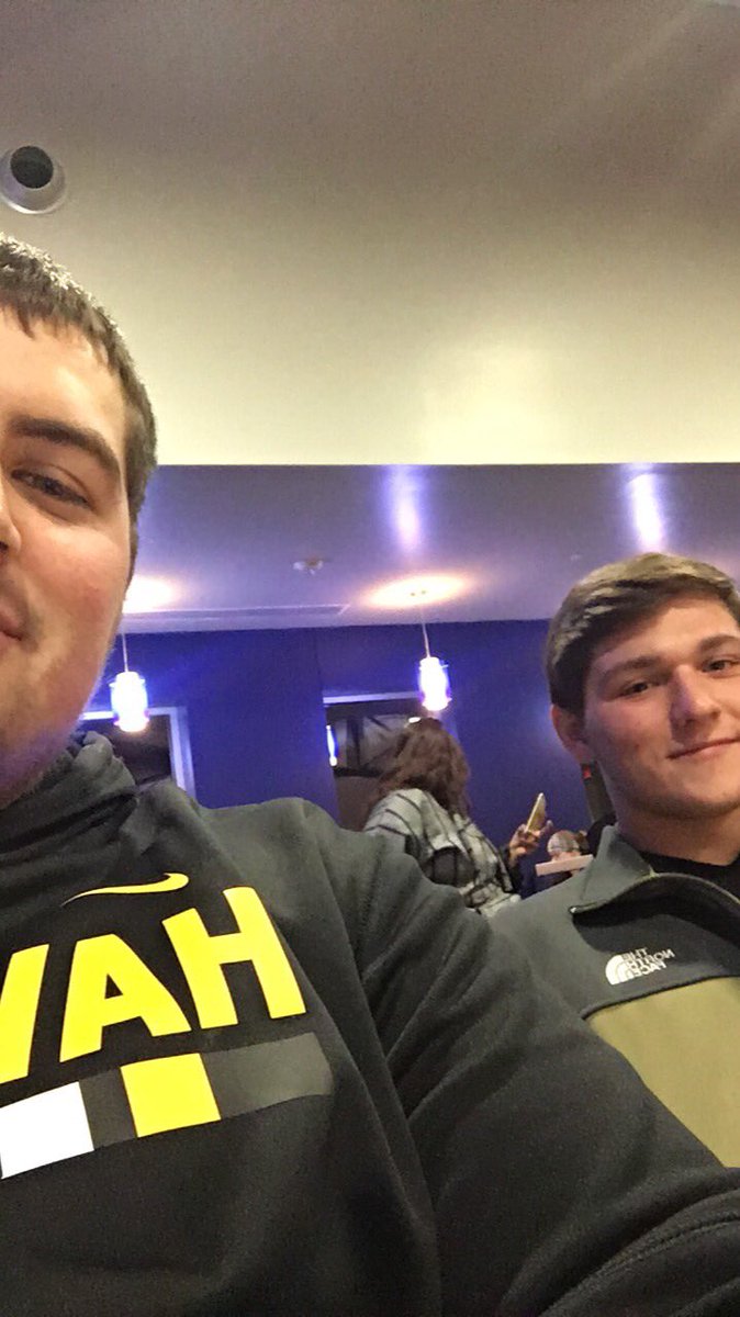 bfrowland1's tweet photo. Happy birthday bob thanks for being a great roomie ❤️❤️❤️ https://t.co/xhhZ3OFQku
