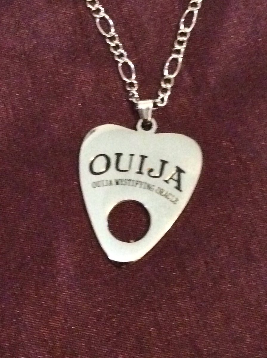 completelybatgb's tweet image. CompletelybattyGB etsy.me/2CY63hM via @Etsy like what you see come visit my shop 🦇