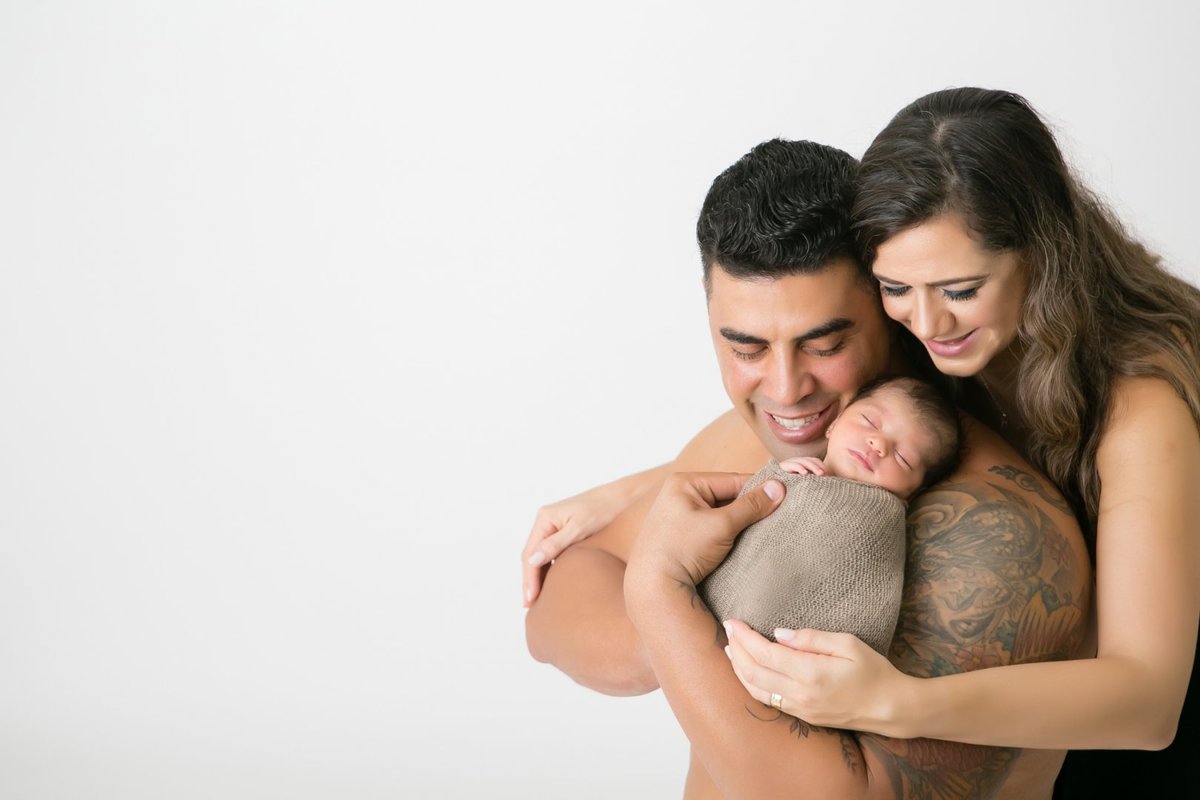 manuelaantunes's tweet photo. Um colo, um carinho...

#photographer #love #happy #fotografobh #family #familia #pai #mae #estudiobh #estudionewborn #bebes #filhos #amocriancas #amobebe #love #newborn #newbornbh #newbornphoto #newbornphotography #newbornphotographer #ensaionewborn #sessaonewborn #babysession # https://t.co/4RGm4W7i1L