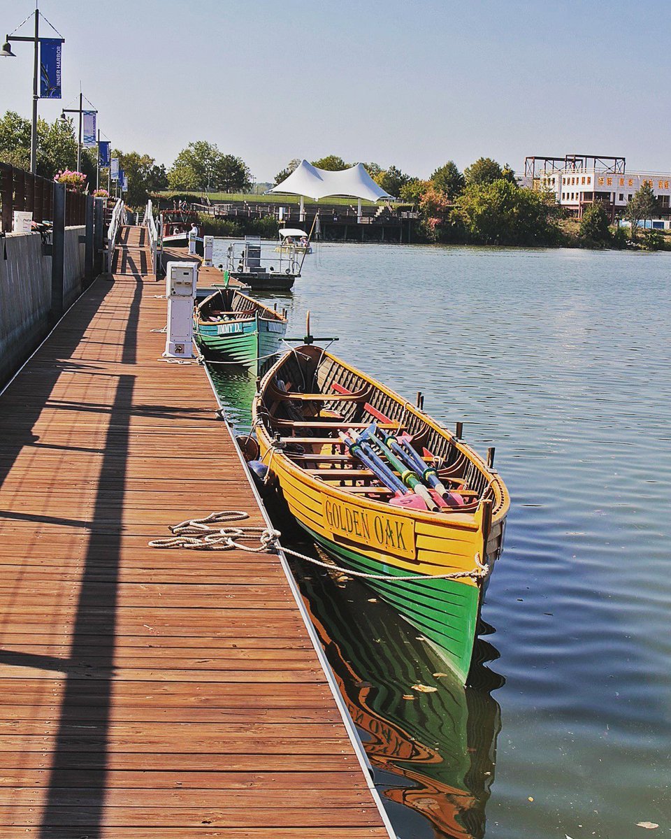 CORCompanies's tweet photo. Dreaming of warm days at The Syracuse Inner Harbor...am I right?!!
Flashback Friday to this summer’s @worldcanals at The Syracuse Inner Harbor. Take us back!! #Festivalrowboats #WCC2017 #SaltCity #CityofSyracuse #ErieCanal #OnondagaLake #SyracuseDevelopment #UrbanDevelopment https://t.co/sMa4wcVLeH