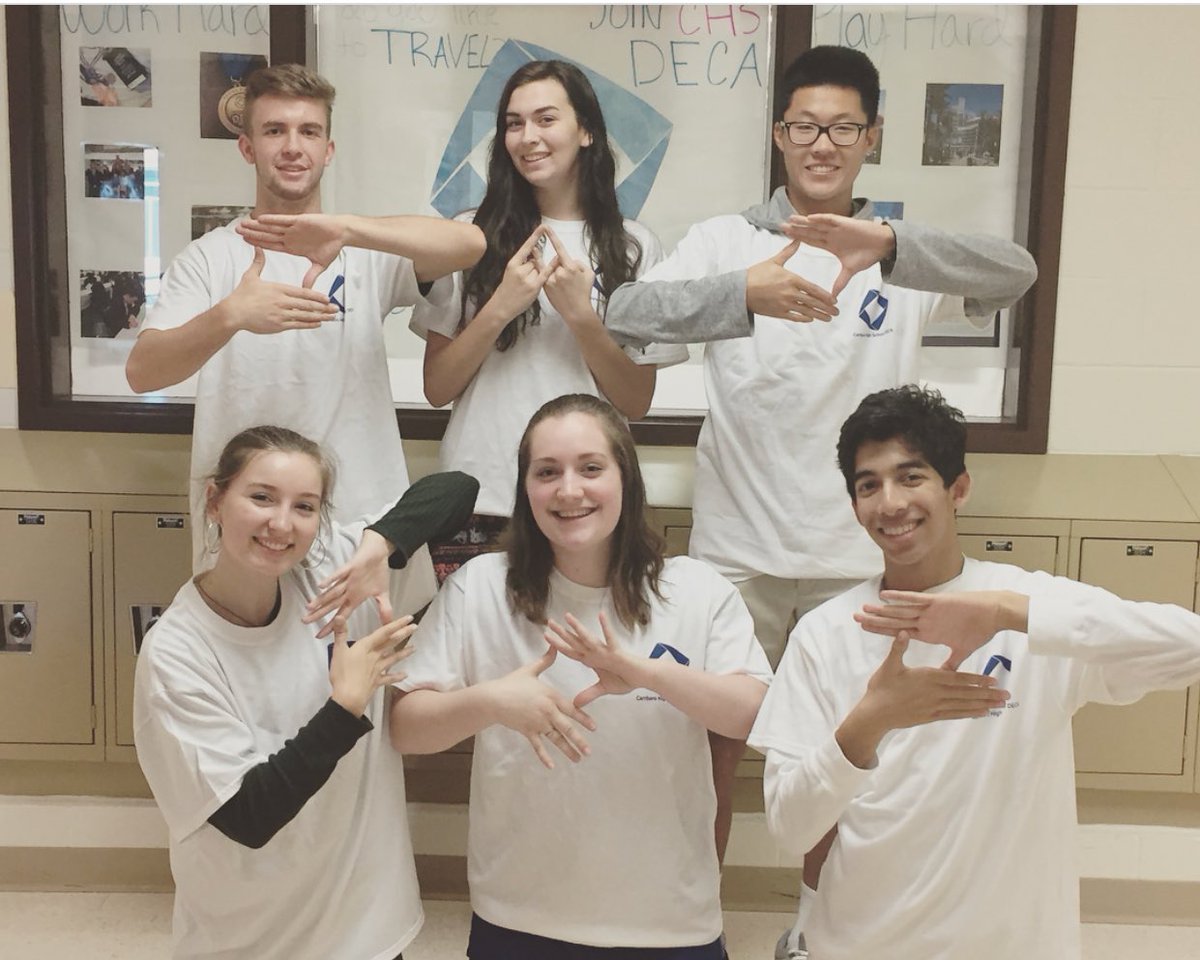 chsstudentgovt's tweet photo. The DECA diamonds are helping organize this event! #supportdeca https://t.co/8tpmdB4USN