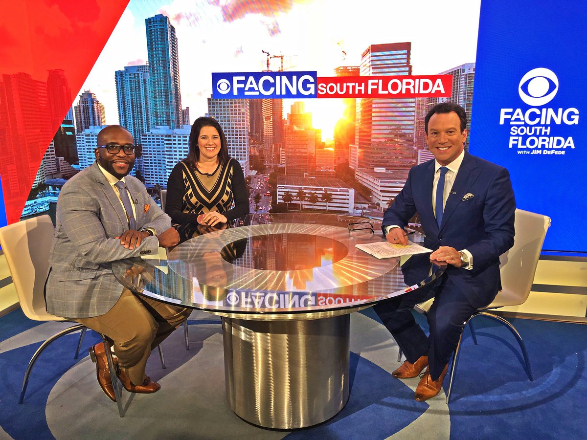 ShevrinJones's tweet photo. It’s always a great day when I have the chance to join my good friend, Senator @anitere_flores to talk about the issues of Florida. Just wrapped at @CBSMiami Facing South Florida to give our view on the upcoming 2018 Legislative session. Tune in on Sunday morning at 8:30am. https://t.co/jvy2p1KMj1