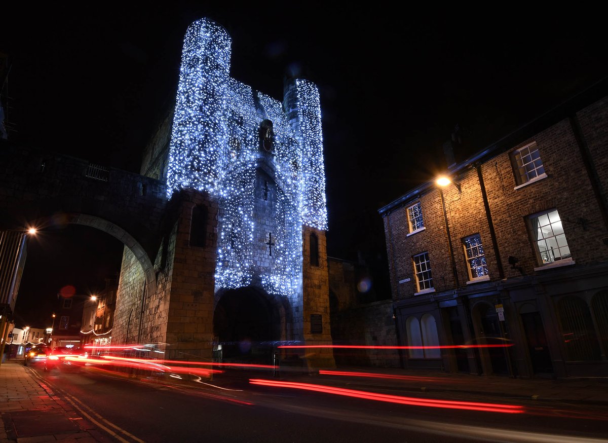 Still sparkling tonight #Monkbar #York #TwelfthNight @yorkwalls @VisitYork