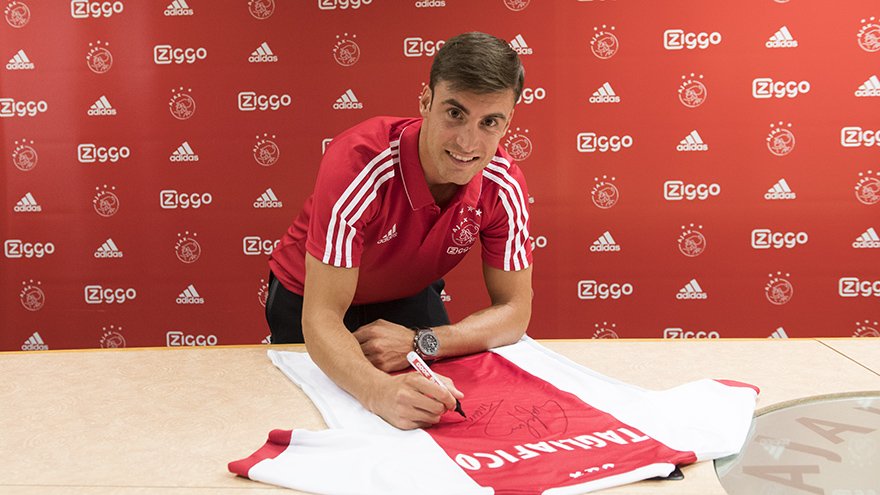 Want to win his shirt? 😲😱
👕👉 Ajax.ms/TagliaficoKIT

#HolaNico 🇦🇷