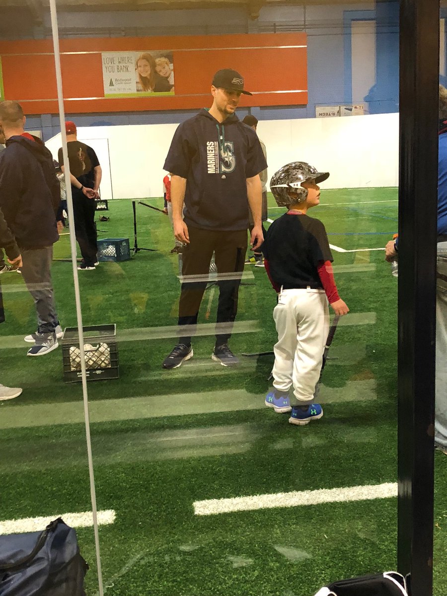 Modesto Nuts on Twitter: "Lots of support from @Mariners at the Santa