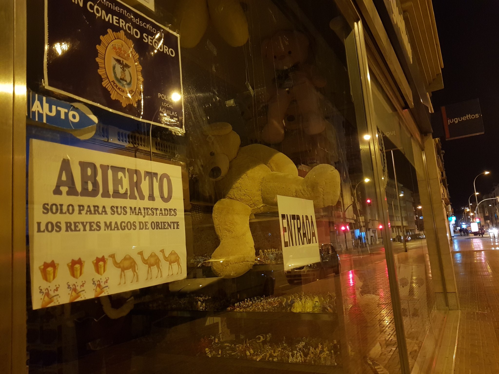 juguettos aguilas