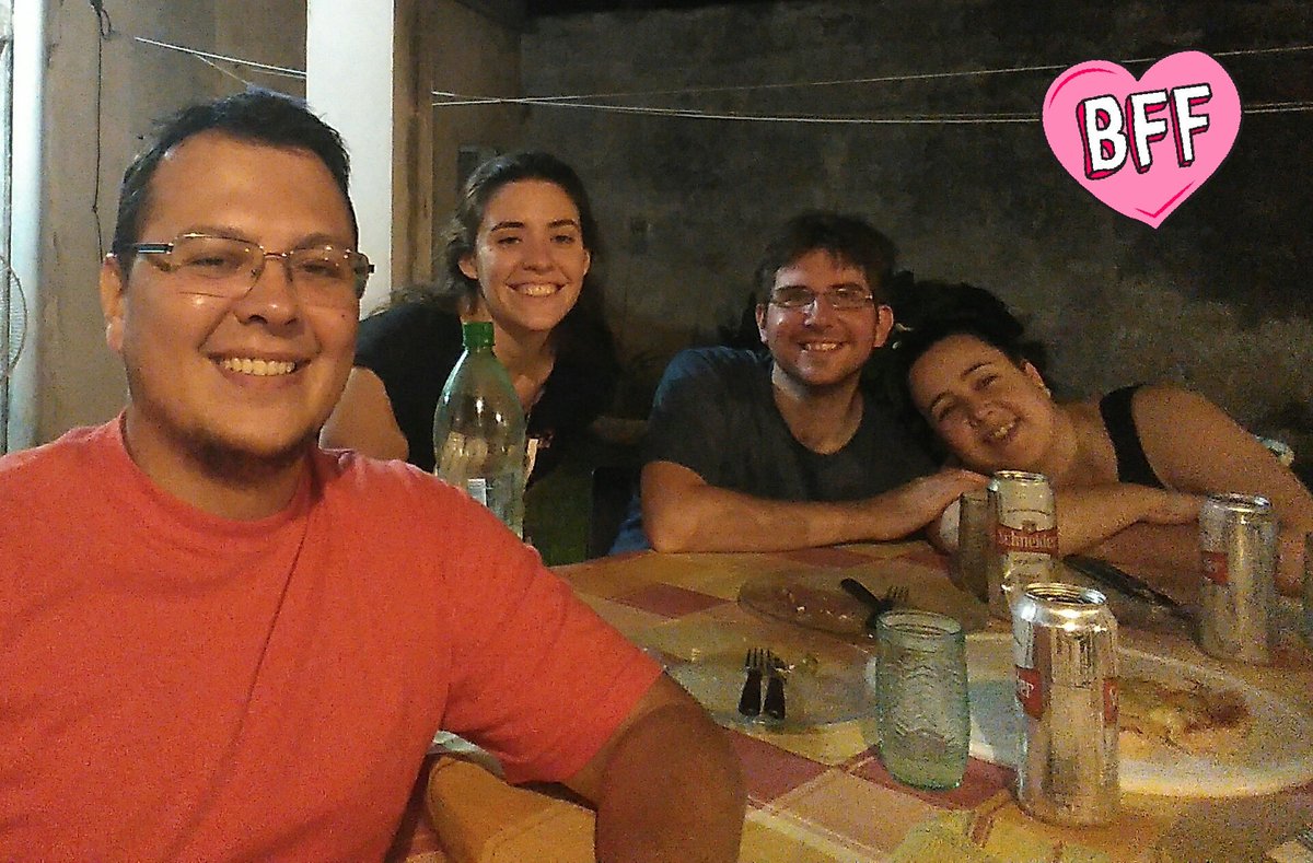 giisewalker's tweet photo. Grandes amigos que nos dio la vida!
Gracias por la visita #Recuerdo @solv_289 https://t.co/CR43qfFIJy