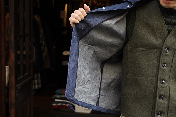 SMACLO's tweet photo. 【ブログ更新】
#ahehe 新作10oz INDIGO DENIMを使用し製作したコーチジャケット。シンプルに合わせやすく経年変化も楽しみな春ジャケット。
https://t.co/sJxvD4gLM5
#coachjacket #smartclothingstore #indigo #アヘヘ #スマクロ #アメカジ #コーチジャケット #スマートクロージングストア https://t.co/GFxkCkkROS