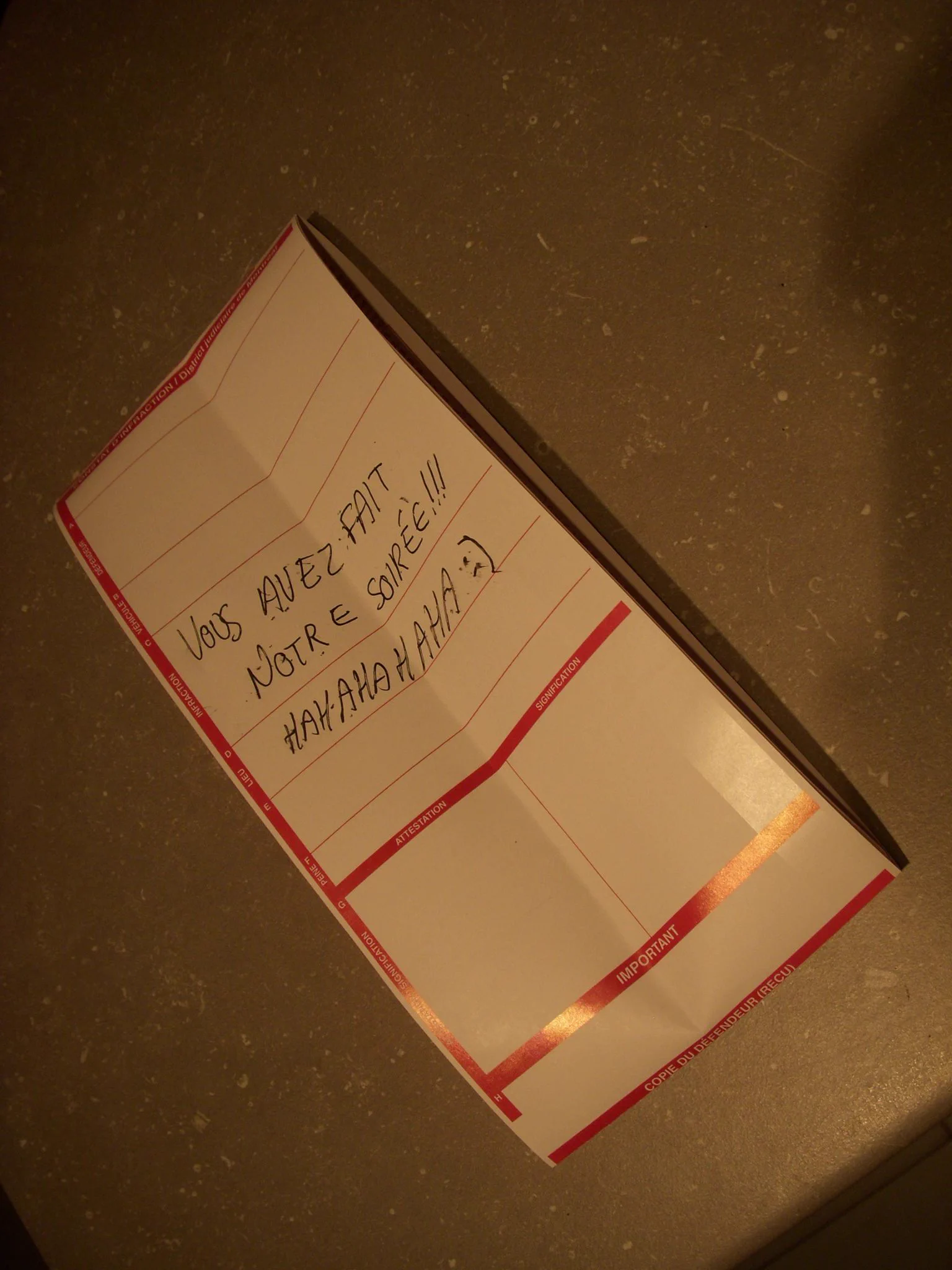 路上に車の雪像を作った結果？警察に駐禁切符を切られるｗｗｗ