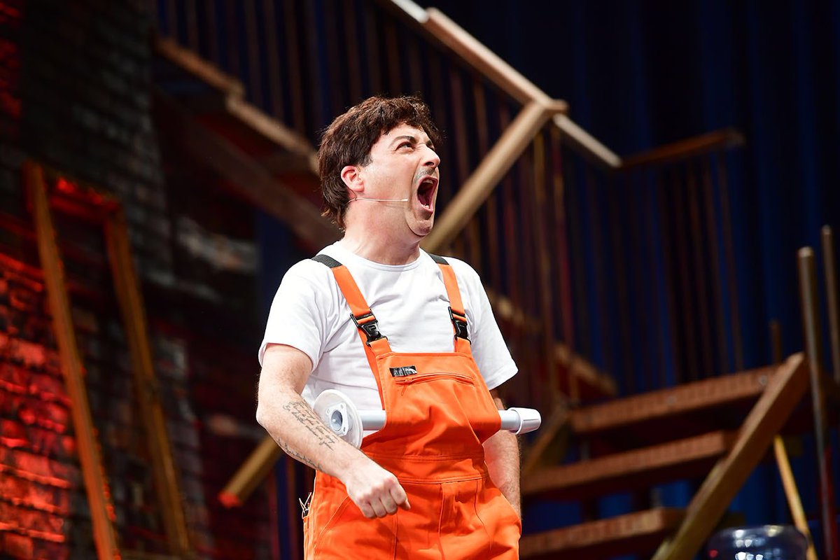 Akşam olsuuuuuun!!!😈🕺🏻 #tolgshow