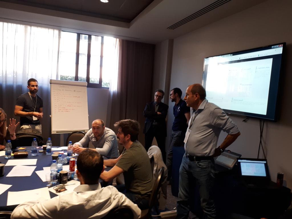 Le brainstorming des groupes 11 et 12 sur la Doc 2.0... déjà beaucoup d'échanges et de belles idées, même des non spécialistes !