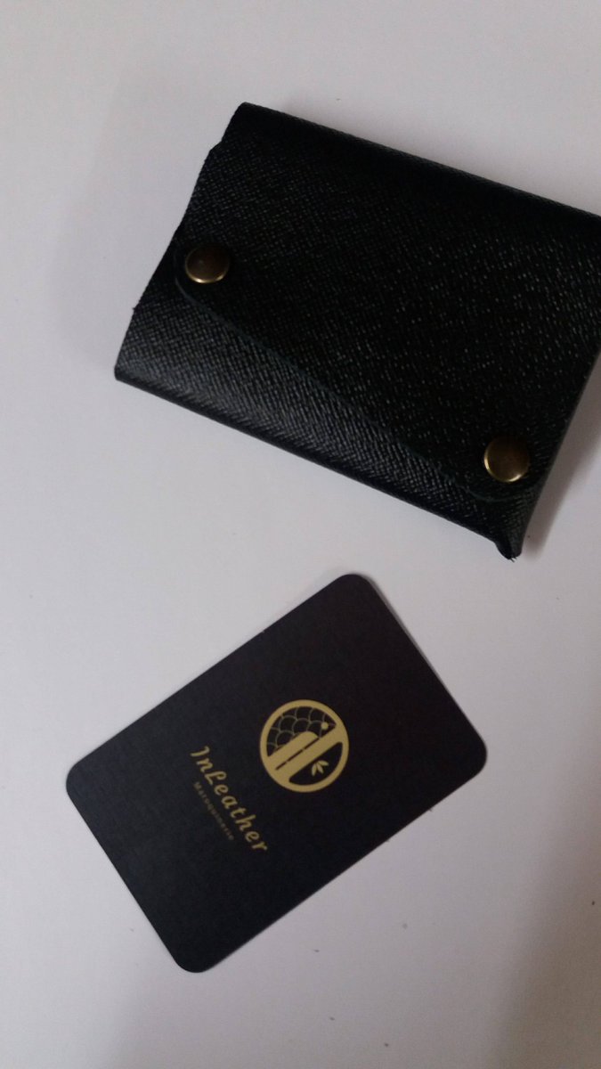 inleather03's tweet photo. Petit porte-monnaie/cartes en #cuir #NOIR disponible sur ma #boutique #UnGrandMarché / @1grandmarche à 25€ avec une #petite #remise de 3€
Lien ci-dessous
https://t.co/1F3IbYXU4c
#InLeather #InLeatherShop #Shop #PorteMonnaie #PorteCartes #Soldes #Solde2018 #Homme #Femme https://t.co/csRgLKo2FL