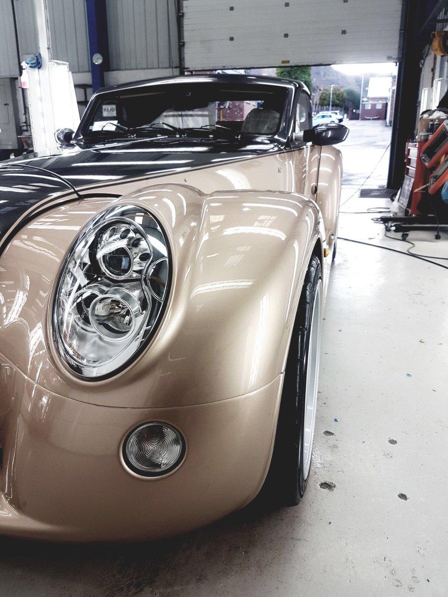 A symbol of individuality in an era of mass production, take a look at this stunning two-tone Aero 8 we finished building last week  #InsideMorgan #Aero8 #Morgan