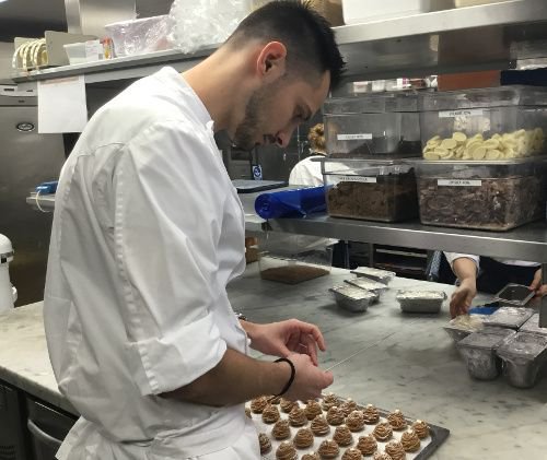 Chef Chat and behind the scenes tour of the new Afternoon Tea at <a href="/TheConnaught/">The Connaught</a> > bit.ly/2DPdWq4