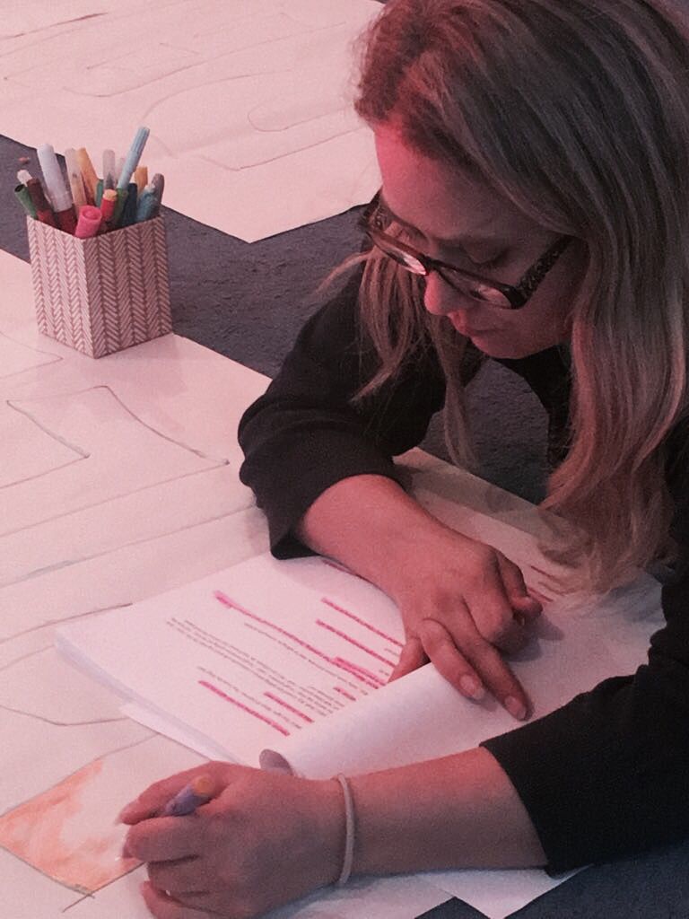 ShellAndDavey's tweet image. Our wonderful designer Jess Banting is hard at work creating an awesome design for #ShellandDavey - she&apos;s even got cast member Carrie doing some colouring in! #VAULT2018