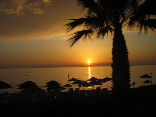 Nlgroupstrain's tweet photo. #morning 🙋‍♀️🙋‍♂️
Pls contact us for Ka1 courses 
Email: nlgroupstraining@gmail.com
 #sunset #sea #kuşadası 
#ka1 #erasmus #erasmusplus #ka101  #keyaction1 #teacher #teachers #schools ##bodrum #didim #madrid #barcelona #paris #roma #vilnius #warsaw #munich #saturday https://t.co/Qc8MmYF4IH