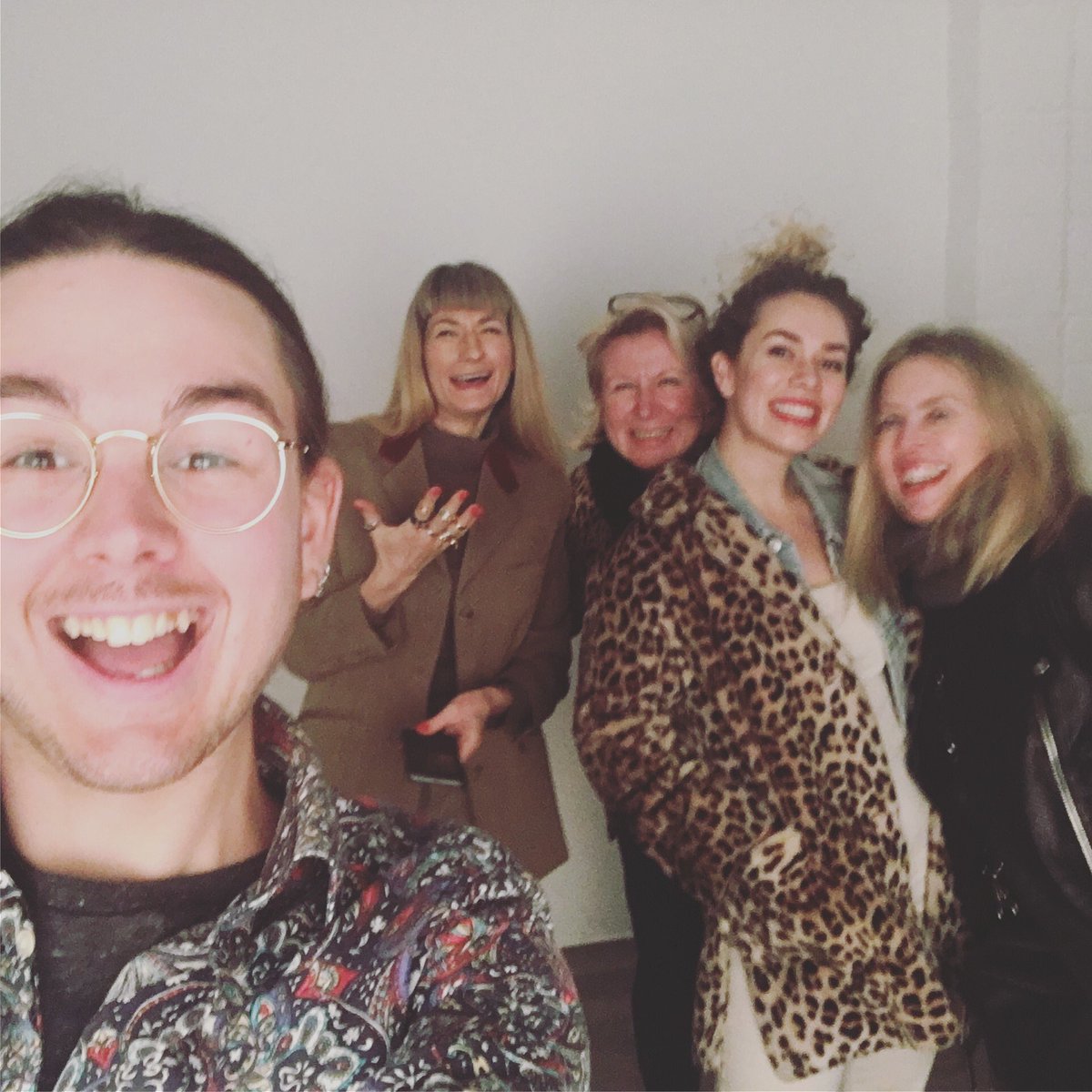 Shoot day <a href="/tedphotographic/">Teddington Photographic Ltd</a> what team! Can not wait to share our SS2018 look book <a href="/Teddington_Town/">Teddington_Town</a> @TeddingtonLoves #shootday