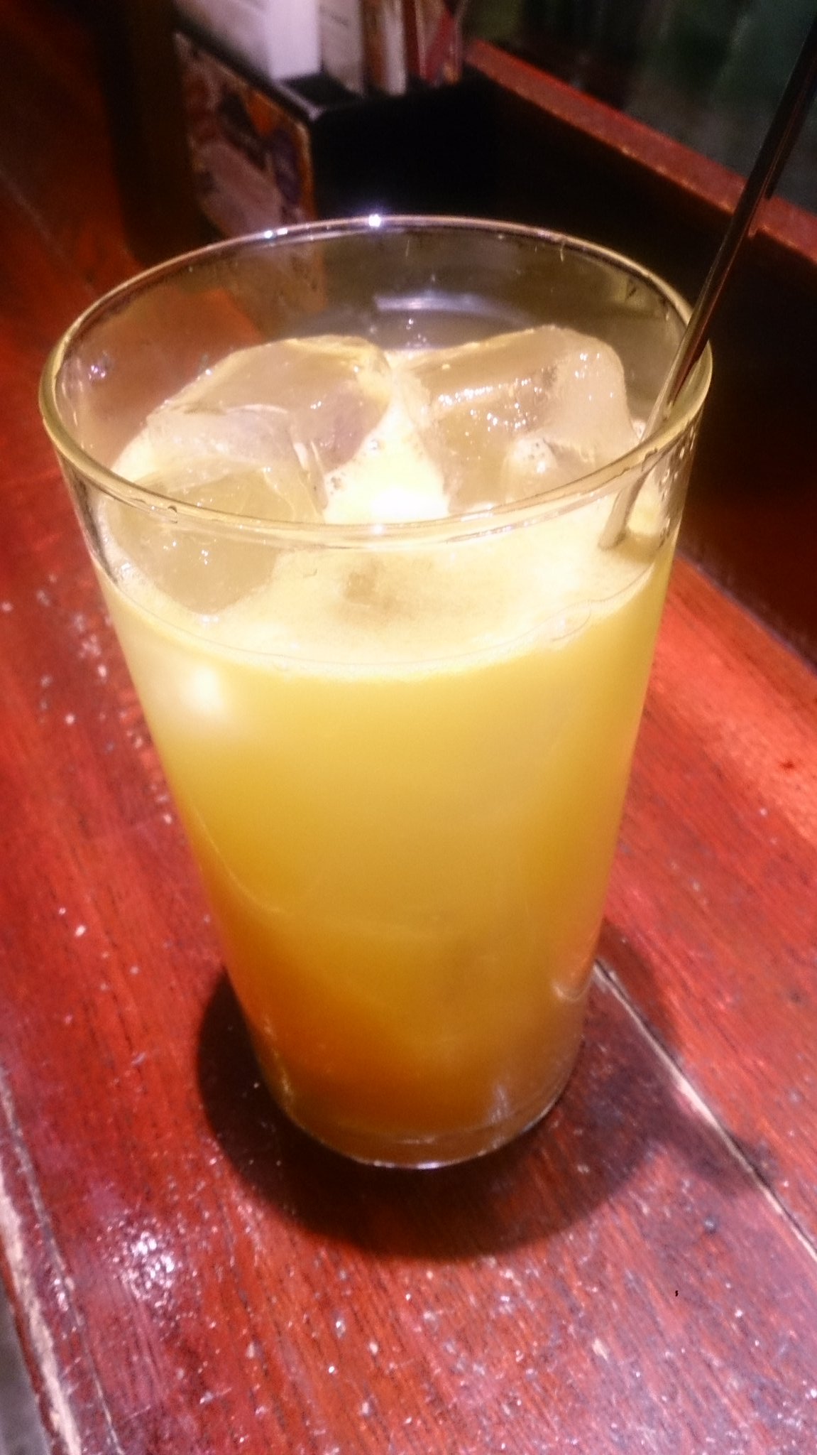 O Xrhsths Hound 土曜日 東地区 シ ブロック 63a Sto Twitter トゥッカーナで1ポンドステーキを食べて グランリベット飲みに秋葉原のhub来たけど ブルドッグハイボール なるものがあったので飲む 今年は戌年なのと海兵隊のマスコットがブルドッグなので今年の秋