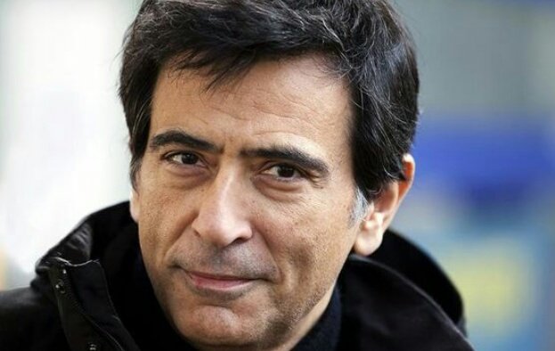 Arcadi Espada, el ideólogo de <a href="/CiudadanosCs/">Ciudadanos 🇪🇸🇪🇺</a> 🙄, tenía listo para publicar esta biografía de Francisco Camps.

"Un buen tío", "El partido de la ciudadanía"... Ya 🤔