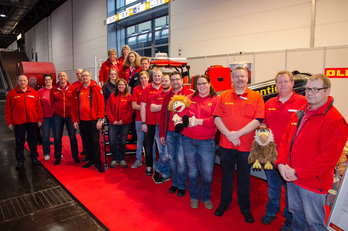 DLRGBochum's tweet image. Seid 10 Uhr ist die #boot2018 eröffnet. Die Stände der #DLRG findet Ihr in den Hallen 3 und 14.