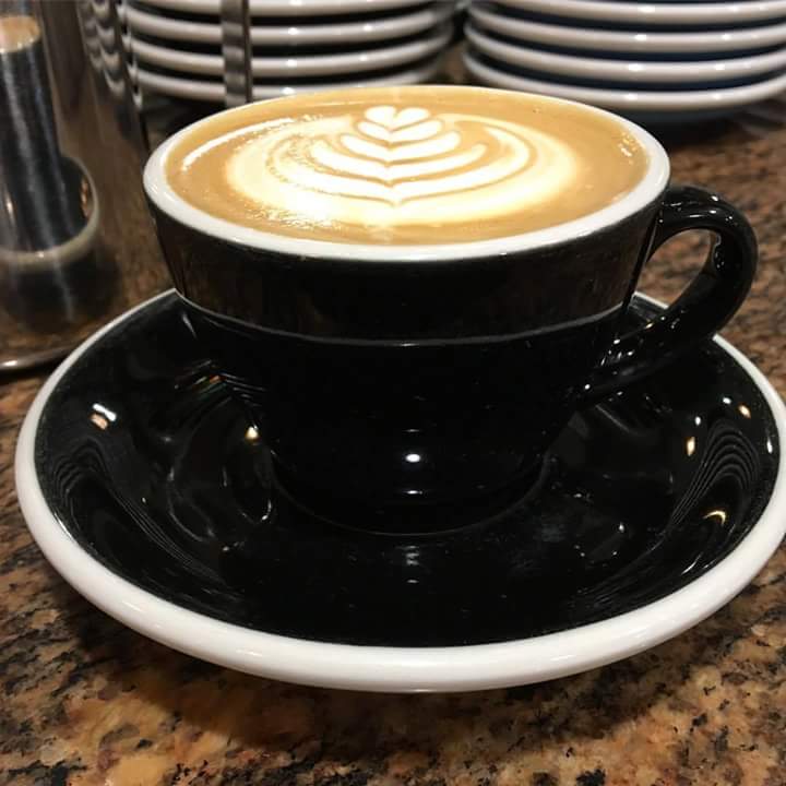 Un café que sabe a sábado 😍 #café #cafeterialameda #scae #aestrada #coffee