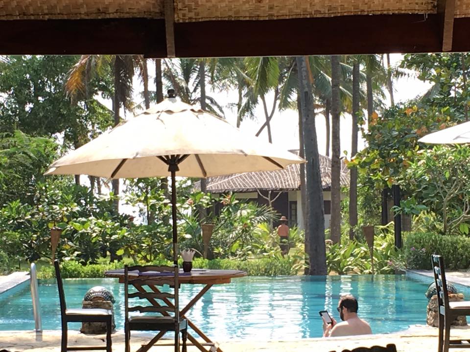 With our lovely Guests &amp; Staff
Who want to join the <a href="/ESResort/">Emerald Sea Resort</a>